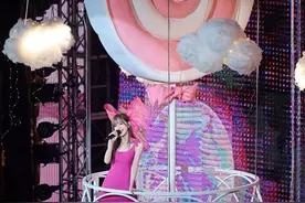 王心凌SUGAR HIGH 2.0世界巡回演唱会首站启动，告五人吴青峰助阵图片