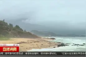 事发海南陵水椰林水口港！4名男子下海游泳失踪，2人被找回、2人仍待搜救图片