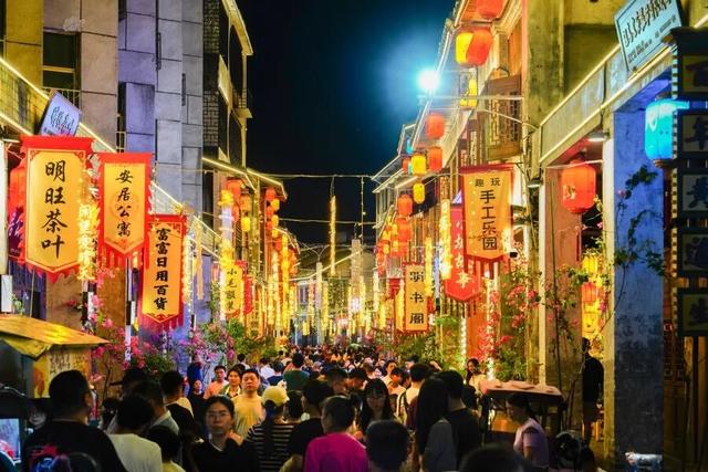 深化文旅融合 加快产业勃兴｜龙南：围屋之都承古韵 山水龙城焕新姿