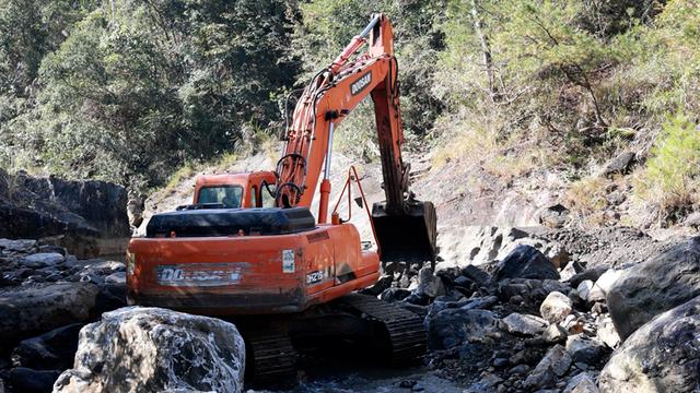 贵州平塘大峡谷漂流暨掌布景区提升项目建设稳步推进