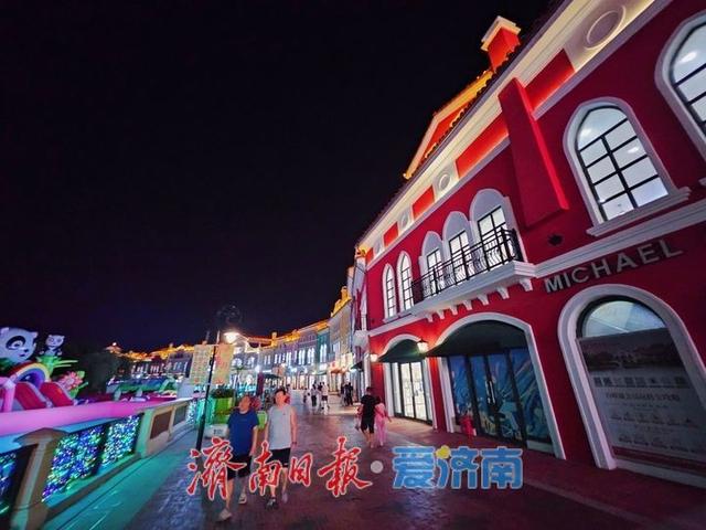 百联奥特莱斯夜景迷人