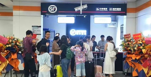 日均5万人次，斗南花市这个暑期依然火到“出圈”