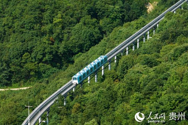行进中国｜在清凉山水中“慢旅居”