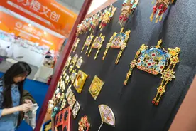 2025北京国际礼品展开幕，请您来观赏国礼、体验非遗图片