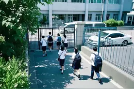 教育内卷按下“暂停键”：高中双休，你同意吗？图片