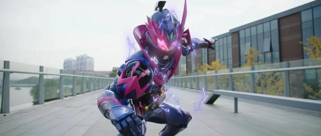 铠甲勇士,回来了!《铠甲勇士星曜诀醒》今日于金鹰卡通卫视重磅开播!