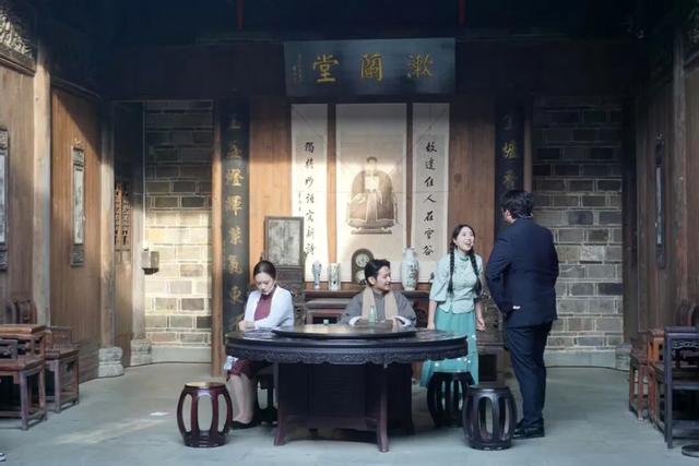 沪皖文化协作启新篇 上海优秀剧目巡演亮相鸠江