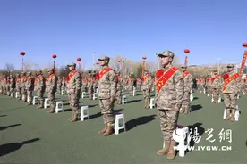 放飞青春梦想 逐梦绿色军营  榆林市举行2025年春季新兵入伍欢送仪式图片