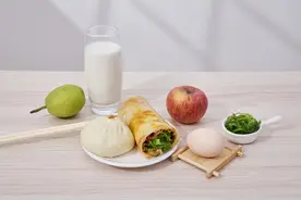 这几种常见的早餐搭配，不健康还可能伤身！早餐应该怎么吃？图片