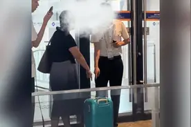 乘客行李箱超2厘米被拦：“你们春秋穷到这程度吗”，航司独家回应来了图片