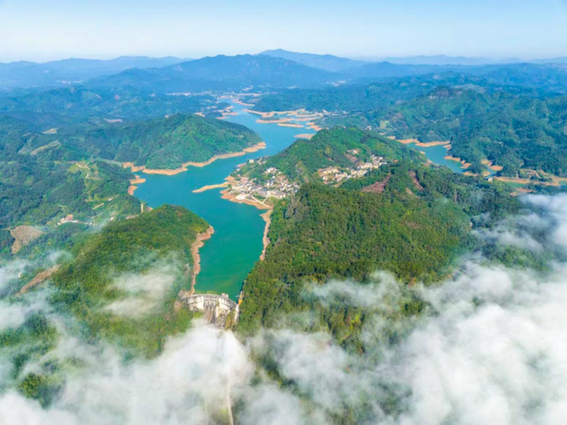 2.5h缩短至1h车程！趁高速通车来这两座宝藏小城，品品茶香和诗意……