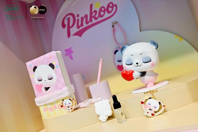 大熊猫文化创意大赛征集作品超万件，孵化出八大核心IP，带动5亿元产值