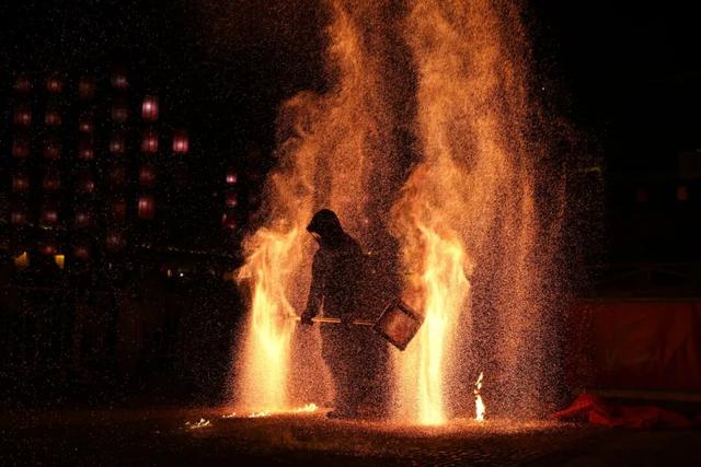 转发推文集赞免费入场‼️龙虎山跨年夜，再添一场“火”的狂欢‼️