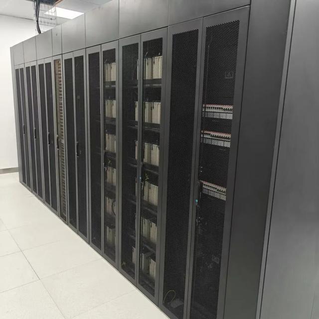 易事特MC6000数据中心赋能荷泽牡丹区疾控中心，打造智慧医疗示范