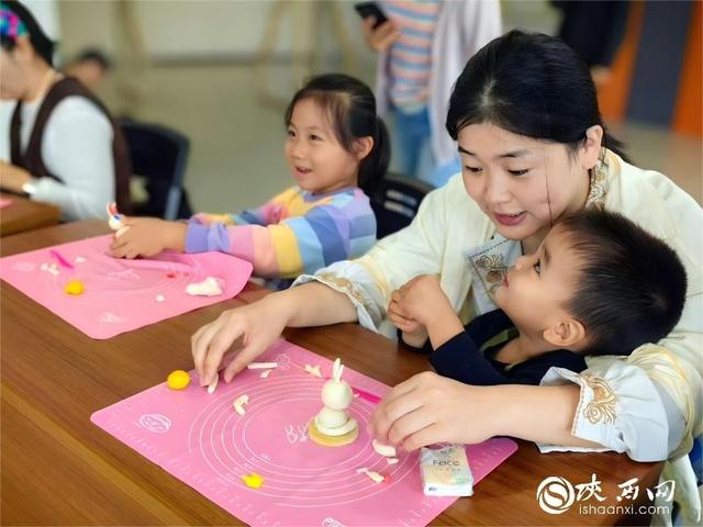 国庆中秋特辑丨陕西西安：活动多彩保障暖心 假期氛围感拉满