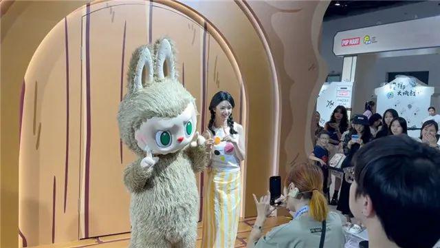 暑期文旅市场亮点纷呈：从清凉游到主题展　消费潜力持续释放