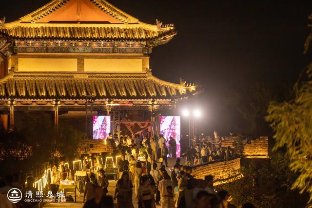 烟花、演艺、梦华天街……清照泉城·明水古城简直是国庆度假天花板