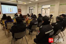 排查“九小场所”安全隐患，筑牢社区防火墙图片