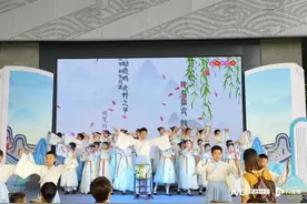 中山：探索夜间文化服务，“图书馆之夜”活动广受读者好评图片