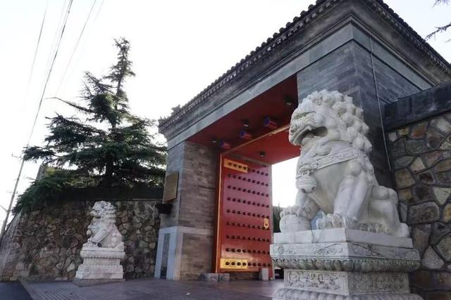 退场的颐和安缦，水土不服的隐奢酒店