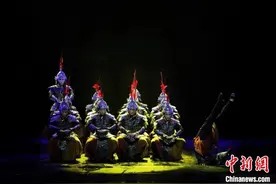 荷花竞绽放 舞绘新图景——写在第十届辽宁舞蹈荷花奖评奖终评开幕之际图片