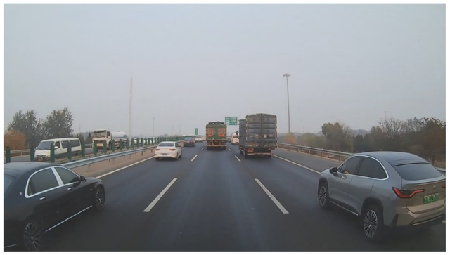 【全文】多源信息融合下冷链配送车辆碳排放动态预测方法