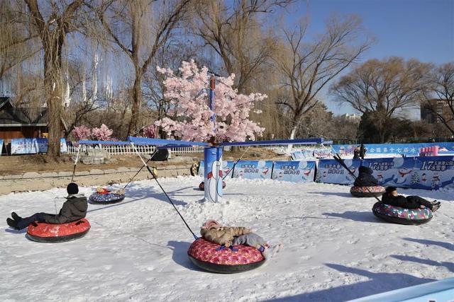 三条百米冰滑梯！8000平方米雪场！就在——