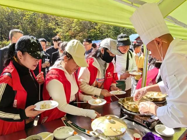 9月26日，相约寒葱岭，共赏“双红”秋韵→