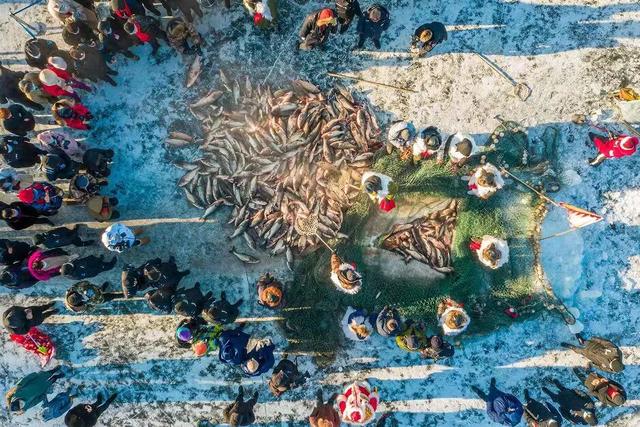 火山登高祈新岁，冰湖冬捕跃丰年！1月6日五大连池邀您共赴双福之约