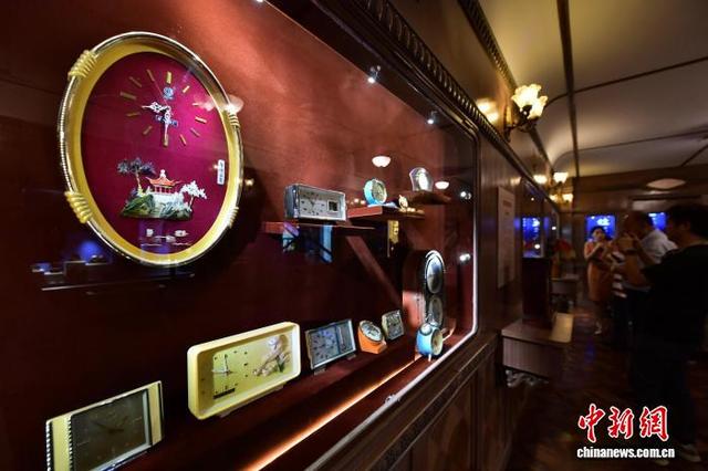 中国钟表名城——福建海丝钟表博物馆展世界钟表文化