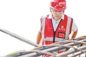 铺致富路，架幸福桥！“爱挑刺”的他参与厦门十多个市政工程建设图片