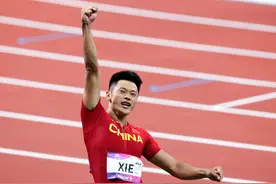 200米跑出20秒15，谢震业超越巴黎奥运会达标成绩图片