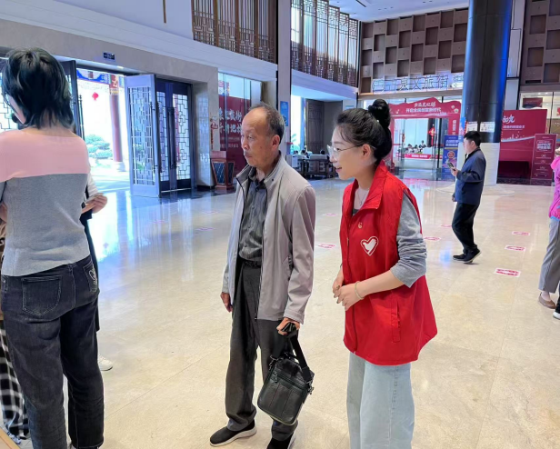 青春正当时|铜仁“小青椒”绘就旅游暖心画卷