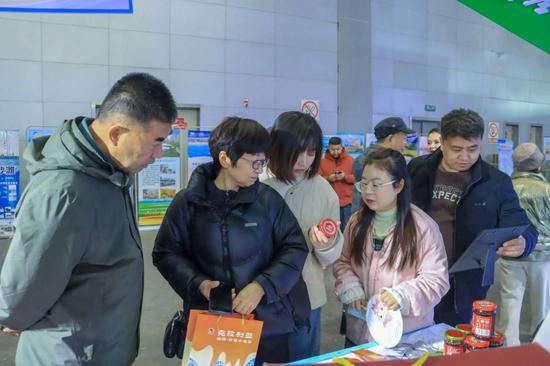 博湖冰雪旅游惊艳冬博会 解锁冬日浪漫之旅