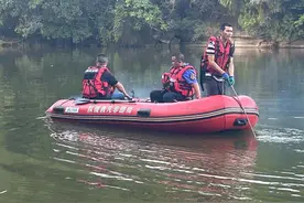 因鱼竿被鱼拖下水，钓鱼男子下水打捞不幸溺亡 救援人员：建议钓友不要轻易下水图片