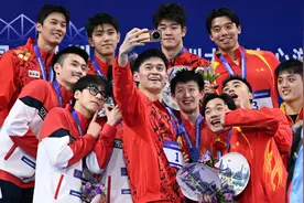 全国游泳冠军赛：浙江寿仙谷队获得男子4x200米自由泳接力冠军图片