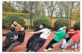 东昌府区沙镇中心小学举行趣味运动会图片