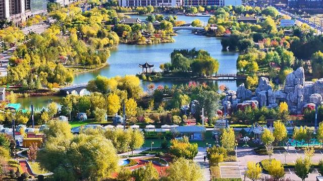 神木滨河新区秋色如画 邂逅诗意生态美景