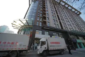 拍下北京11套法拍房但被人占了怎么办？法院：强制腾退！图片