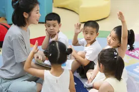 “我家子涵”在全网出圈，网友：真幼师已经开始“汗流浃背”了图片