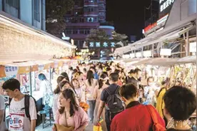 今年五一可拼9天超长假期！各地旅游产品预订火热图片