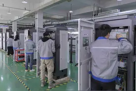起跑2025 | 这些“第一”见证外贸向“新”而行图片