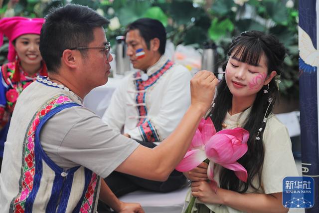 云南“清凉之旅”引游人