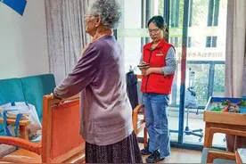 养老院里“代际融合”，见证互相成就的温暖图片
