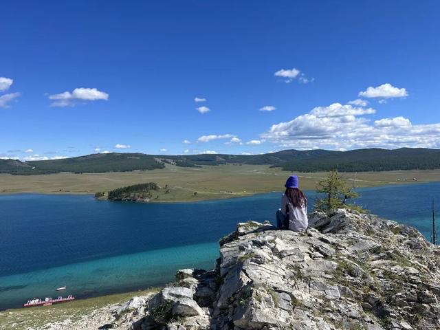 这届年轻人，为何负债旅行？