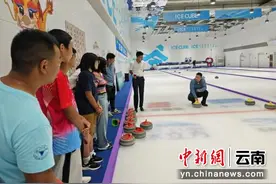 云南省景东彝族自治县学生赴北京开展研学活动图片