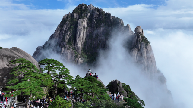 与世界共赴“诗与远方”——写在第十五届安徽国际文化旅游节开幕之际