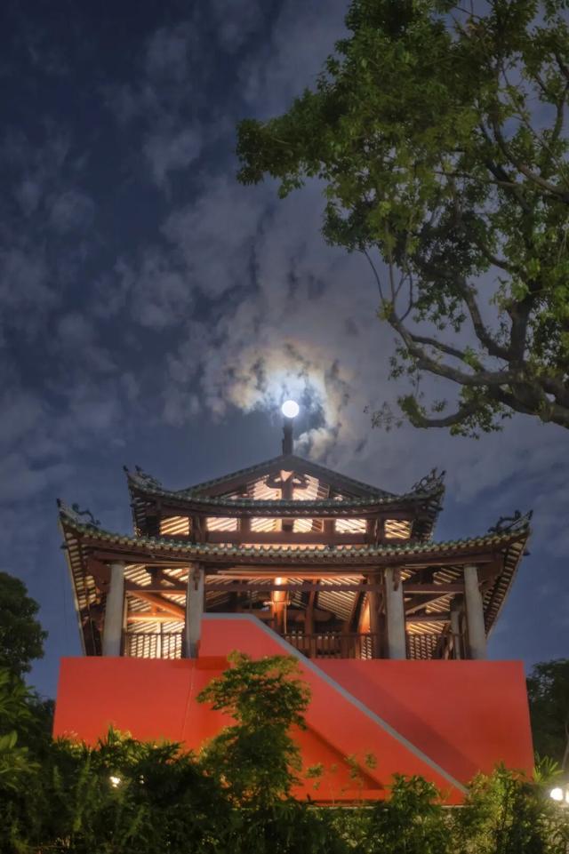 在五羊传说中，寻找一场慢对话