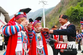 湖南新田：瑶家有喜“坐歌堂” 感受非遗魅力（组图）图片