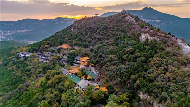 秋色满城 历下有约丨千佛圣境·登高祈福之旅